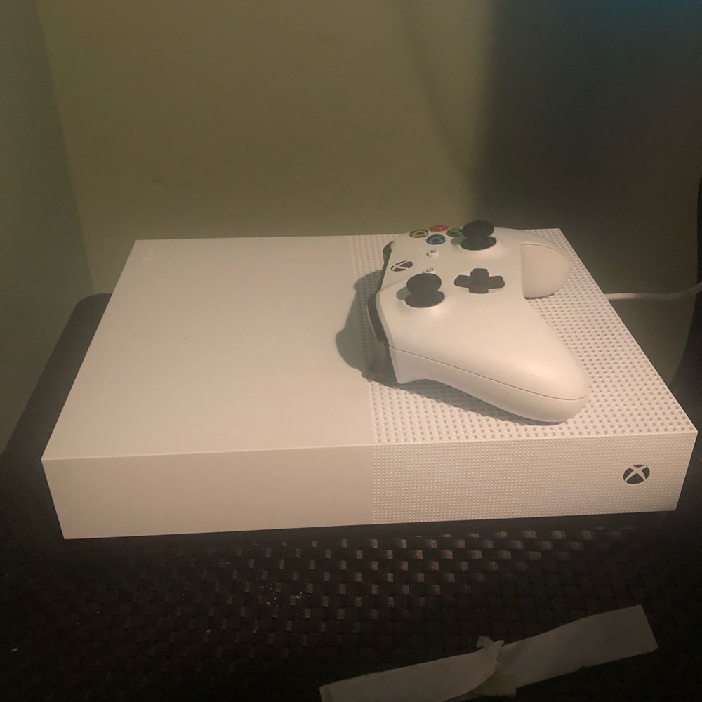 Xbox One S 1TB